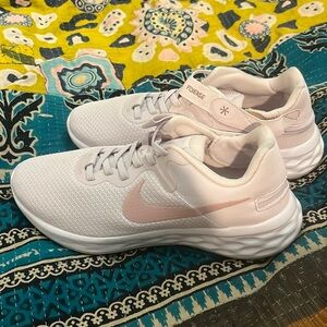 Nike Running Flyease